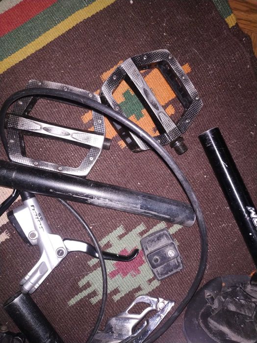 Вело запчастини 1 лотом