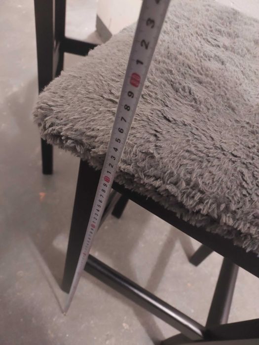 Krzesła wysokie do wyspy hokery