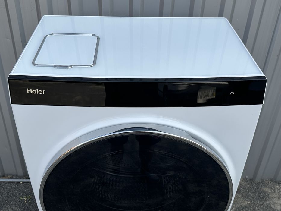Велика вузька прально сушильна машина Haier 10/6 кг