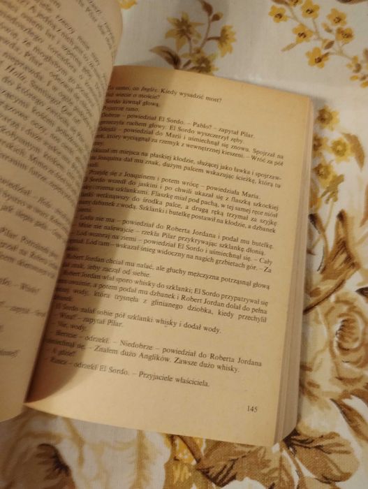 Ernest Hemingway Komu bije dzwon 1987 rok