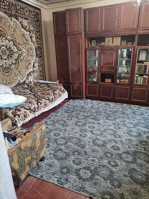 Продається квартирний будинок