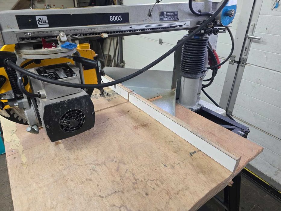 Piła poprzeczna Dewalt ELU 8003