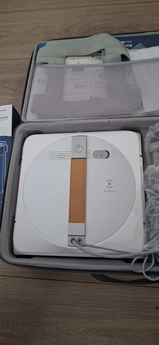 Ecovacs Winbot W1 Pro