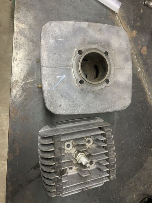 Поршнева  минск головка циліндр