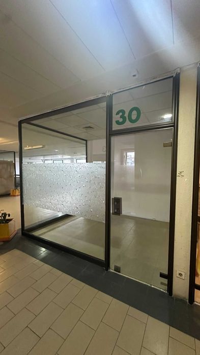 Lojas no Laranja Shopping Center