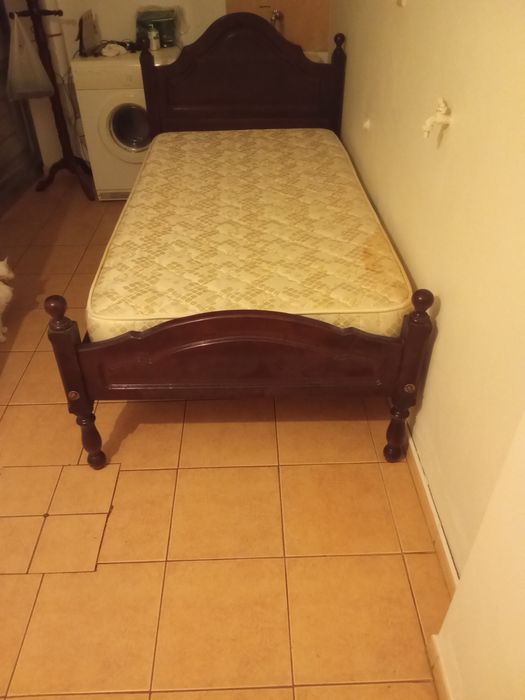Cama de solteiro