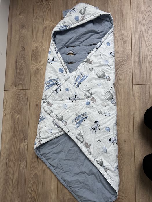 Otulacz do fotelika Jukki w samoloty