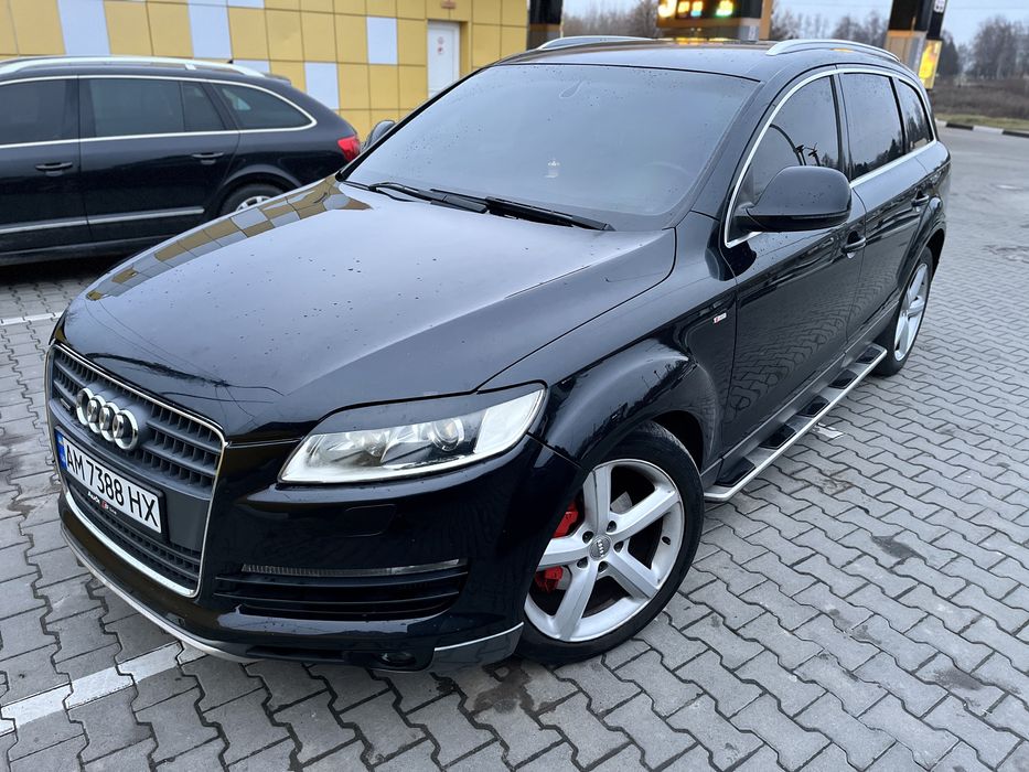 Продам власний автомобіль Audi Q7