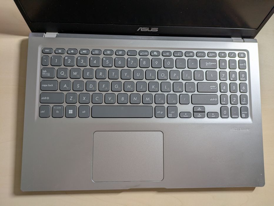 Sprzedam laptop ASUS X515EA