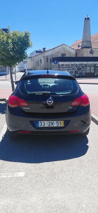 Opel Astra J Hatchback 1.7 CDTI (125 cv)