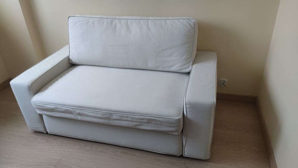 Kanapa rozkładana IKEA (2-osobowa) – Stan Bardzo Dobry!