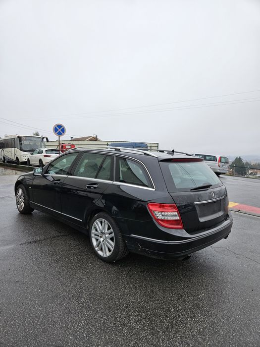 Mercedes-Benz W204 SW C350 CDi Elegance de 2009 para peças