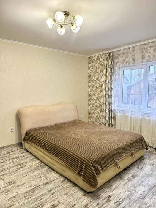 Оренда всього  будинку або половину  будинку