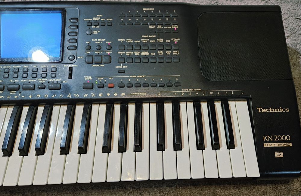 Keyboard Technics KN-2000