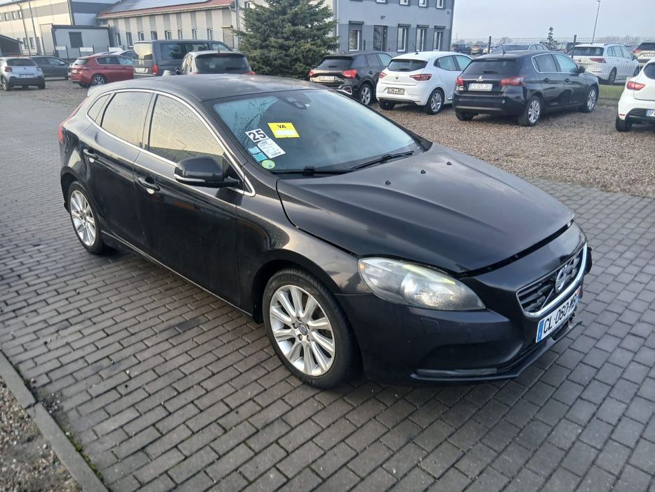 Volvo V40 2,0D Automat*Uszkodzony*Pali i Jeździ*Zadbany*