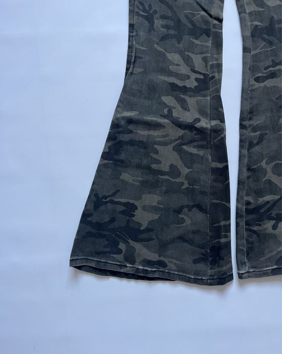 Джинси flared faded jeans клеш кльош джинсы opium como камуфляжні