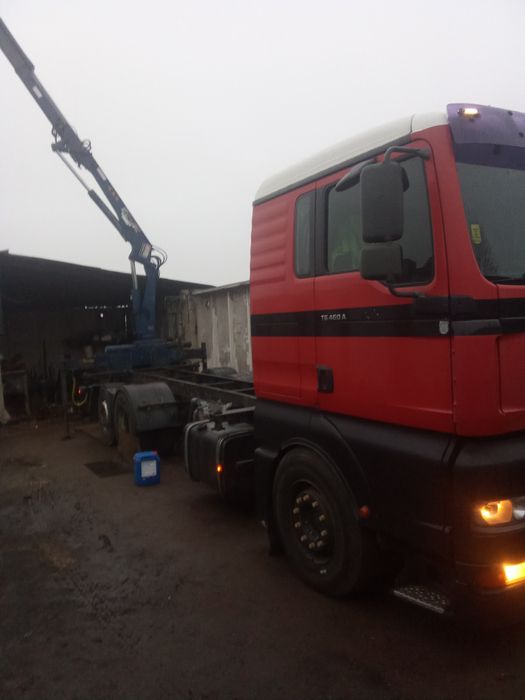 Спил аварійних дерев .автовежа