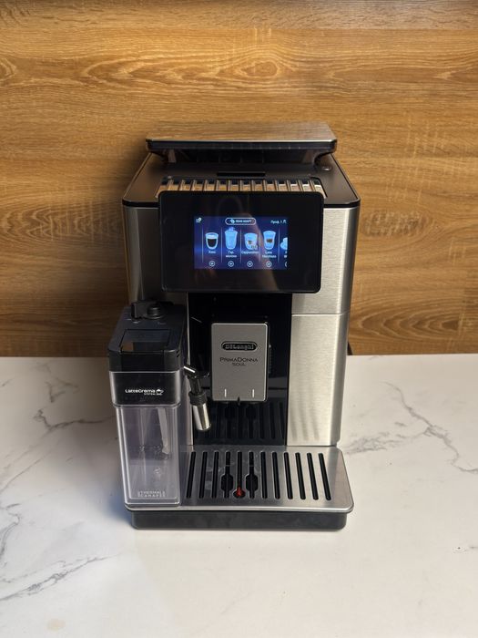 Кавомашина Delonghi PrimaDonna Soul з Гарантією !