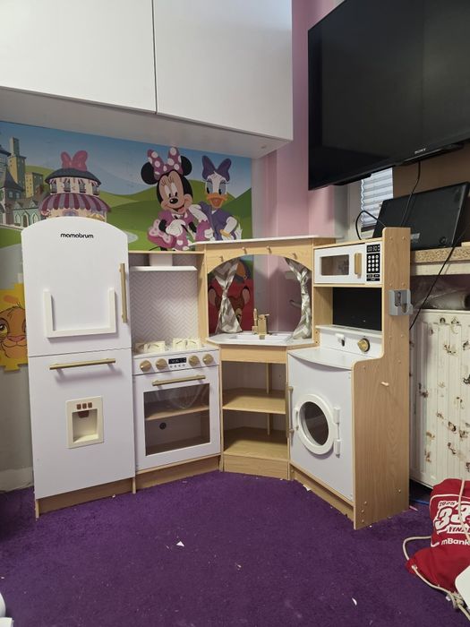 Drewniana dziecięca kuchnia firmy mamabrum