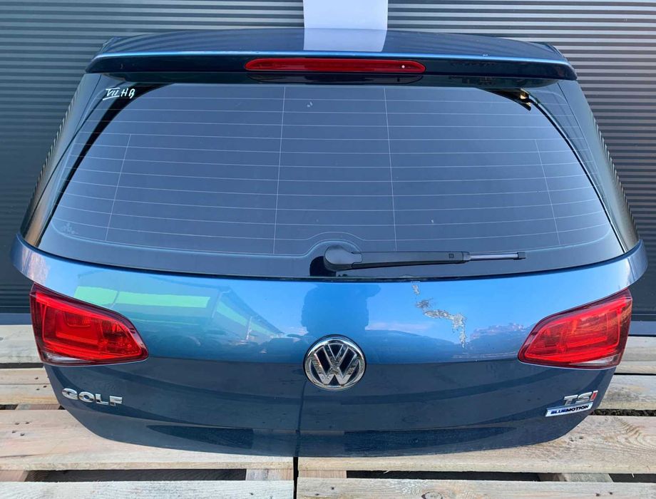 Шрот Volkswagen Golf 7 комплект фари стопи капот бампер крило разборка фольксваген гольф 7 ляда двері четверть багажник решітка