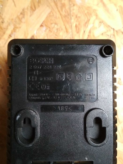 Ładowarka Bosch AL60DV 7,2 - 12V