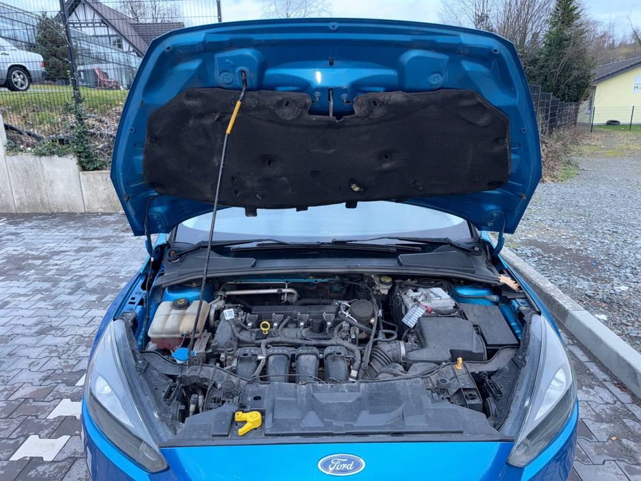 Ford Focus 2016 2.0 бензин
