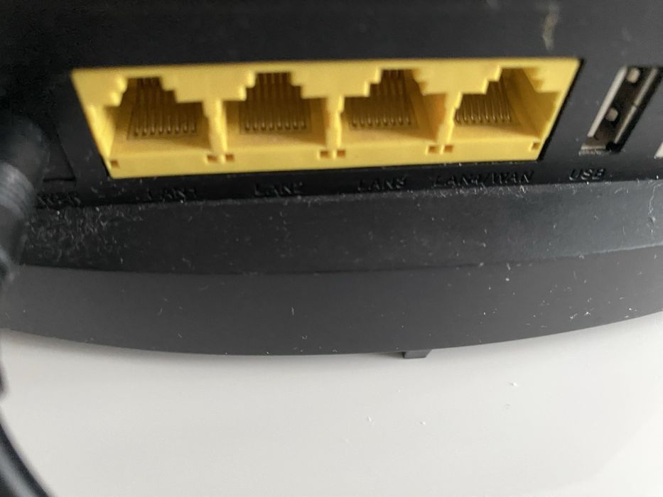 Router Huawei B 525s-23a,kabel Ethernet