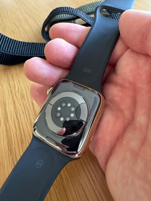 Apple Watch Series 6 44mm GPS+Cellular | złoty | stalowy