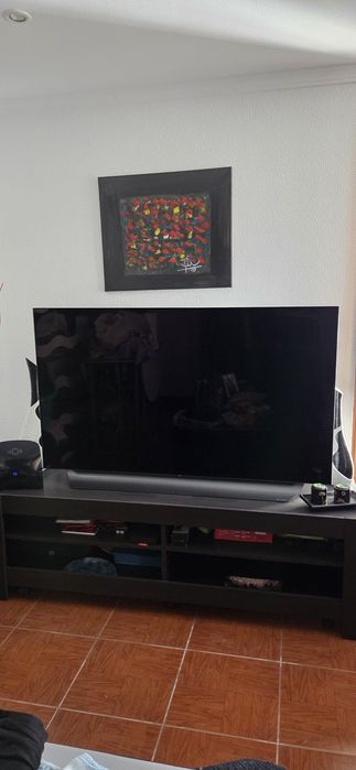 Movel e estante de sala