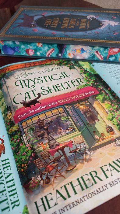 Книжка Agnes Aubert's Mystical Cat Shelter Heather Fawcett, Fairyloot