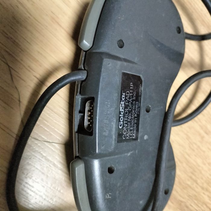 3DO Goldstar pad do konsoli