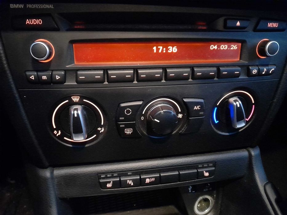 BMW X1  2.0 benzyna B-B