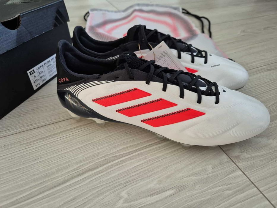 Profesjonalne korki adidas Copa Pure III Elite AG rozmiar 42 2/3
