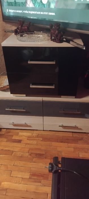 тумби деревяние,спальние