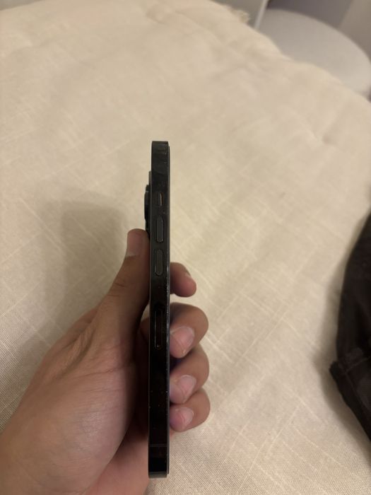iPhone 14 Pro  .