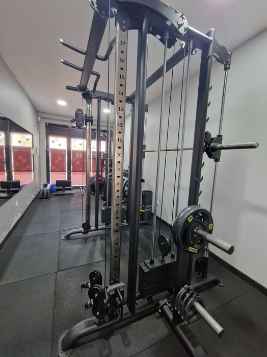 Máquinas de musculação profissionais