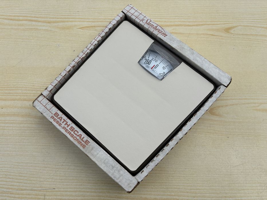 Mechaniczna waga łazienkowa USA – model W64-14 – stan magazynowy – pudełko
