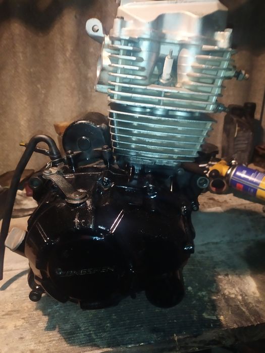 Продам двигун 200 куб