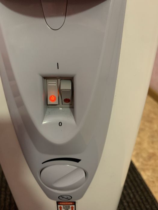 Масляний обігрівач рідіатор