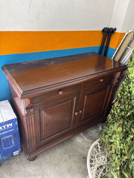 Cômoda - chest of drawers