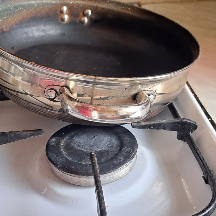 Глибока сковорода-сотейник Blaumann з кришкою (25 см)