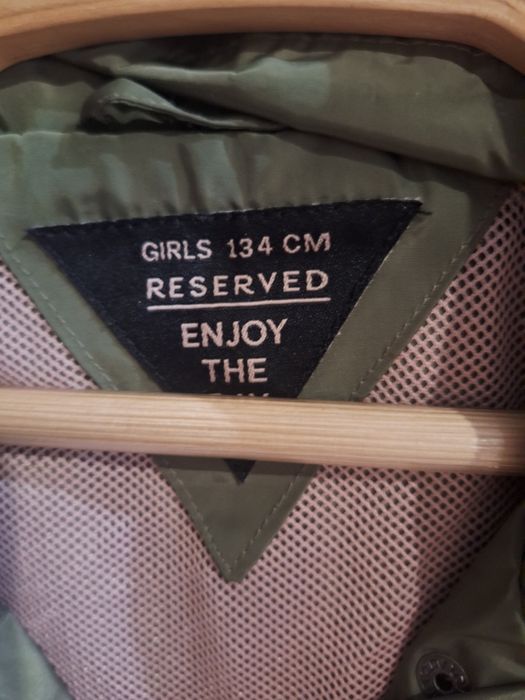 Śliczna kurtka dziewczęca Reserved 134