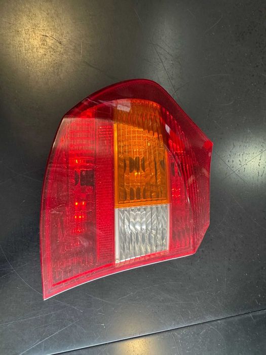 Farolim esquerdo BMW E87