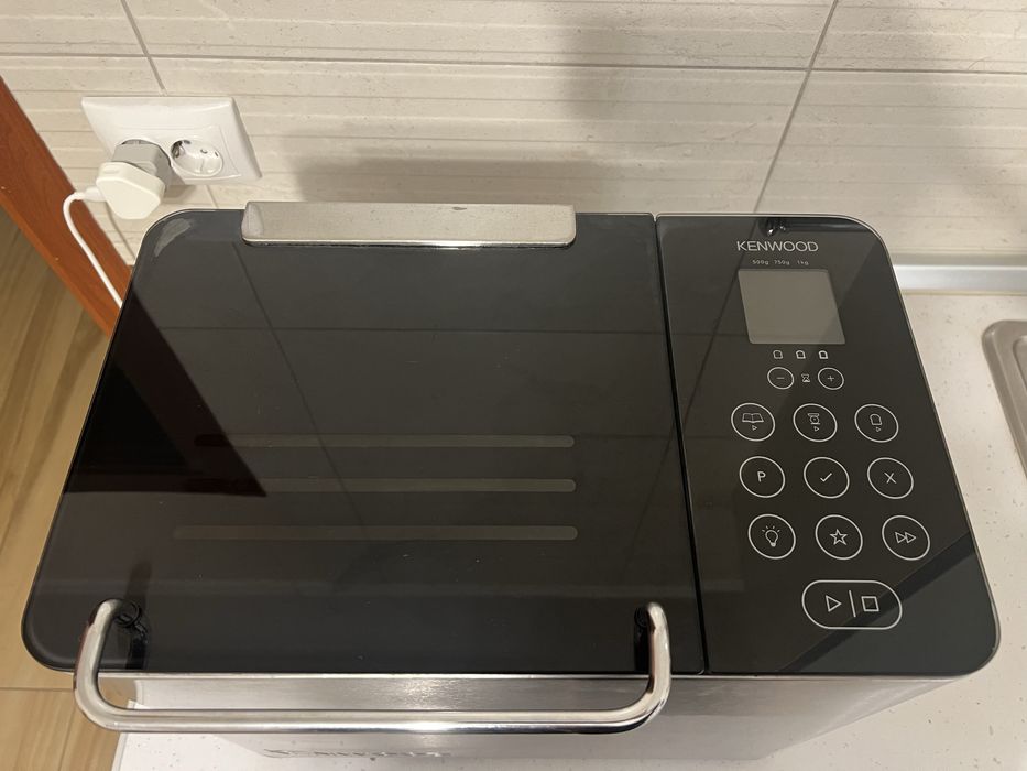 Хлібопічка Kenwood