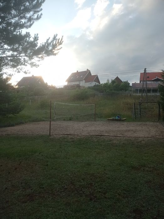 Domki nad jeziorem