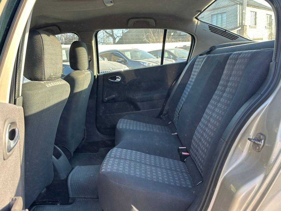 Renault Megane 2006 1.4 Бензин МКПП