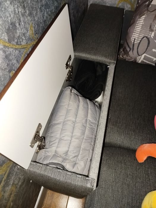 Диван спальний продам