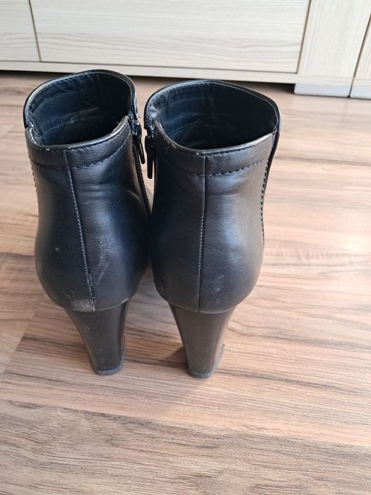 Botki czarne rozm 39