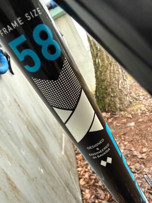 Гравел Cube Cross Race CMPT на осях\Shimano 105\вилка карбон