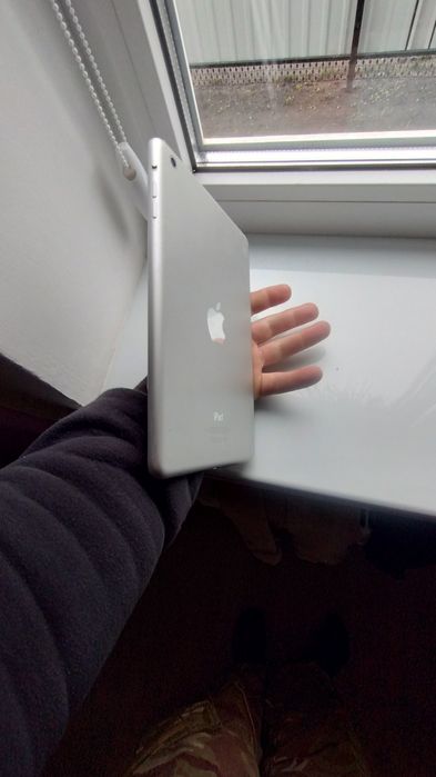 Планшет бу нужно прошить